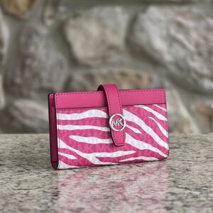 Michael Kors Greenwich Medium Bifold Wallet